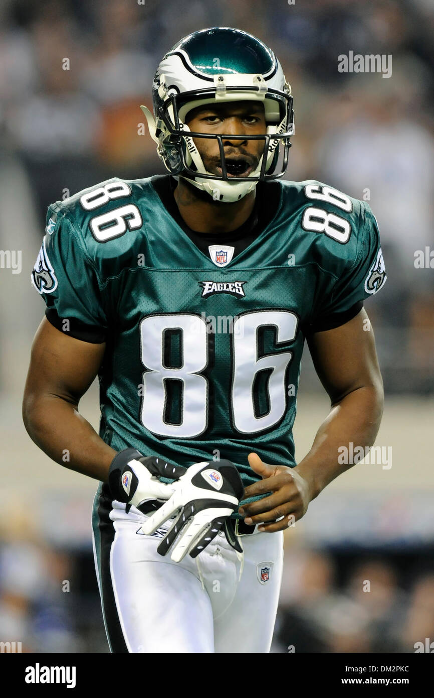 Philadelphia Eagles wide receiver Reggie Brown (86) prepares to