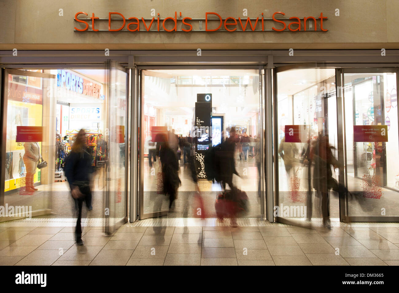 Cardiff, Wales, UK. 11th Dec, 2013. Christmas shoppers in St. David's shopping centre on December 10, 2013 in Cardiff, Wales. The shopping centre is recording record sales in the run up to Christmas (Photo by Matthew Horwood/Alamy Live News) Stock Photo