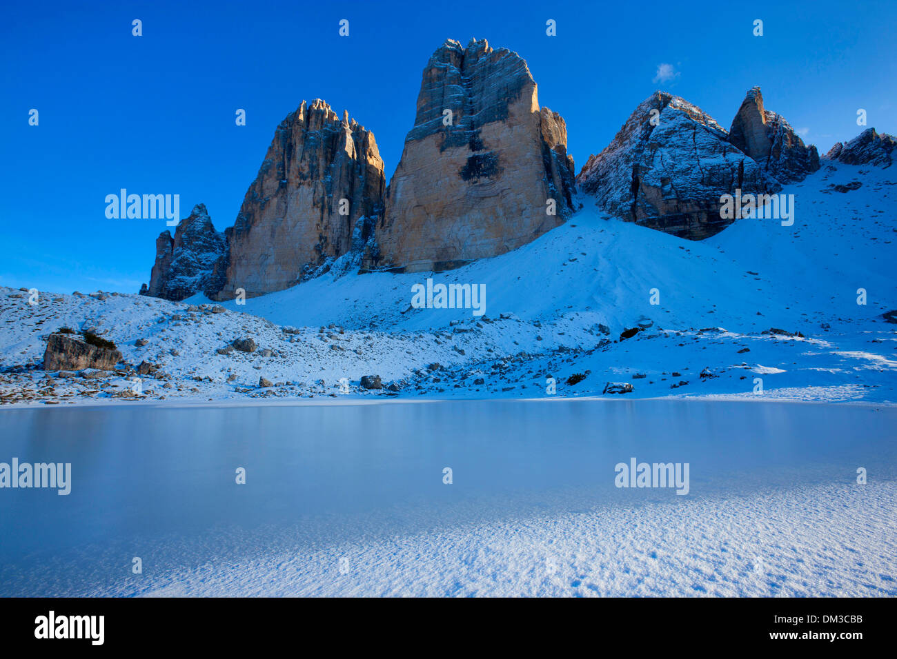 Three peaks, Drei Zinnen, Italy, Europe, Trentino, South Tirol, mountains,  Dolomites, autumn, snow, frozen lake, ice Stock Photo - Alamy