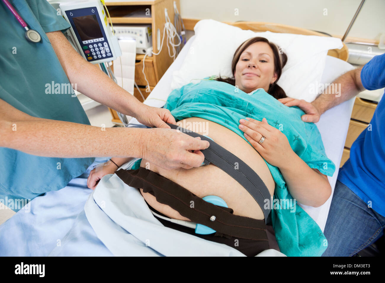 Labor childbirth hi-res stock photography and images - Page 3 - Alamy