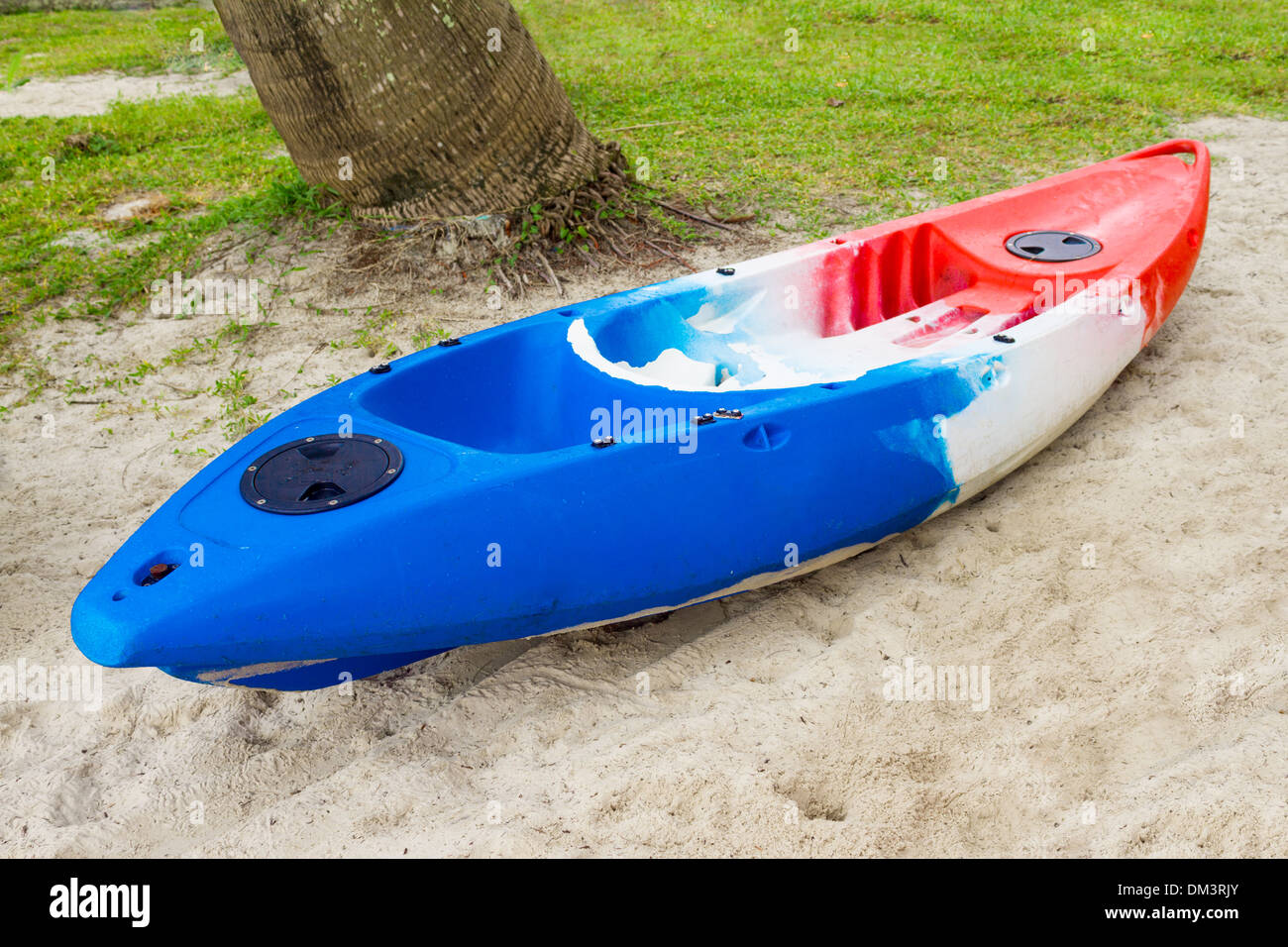 Kayak on the beach Stock Photo - Alamy