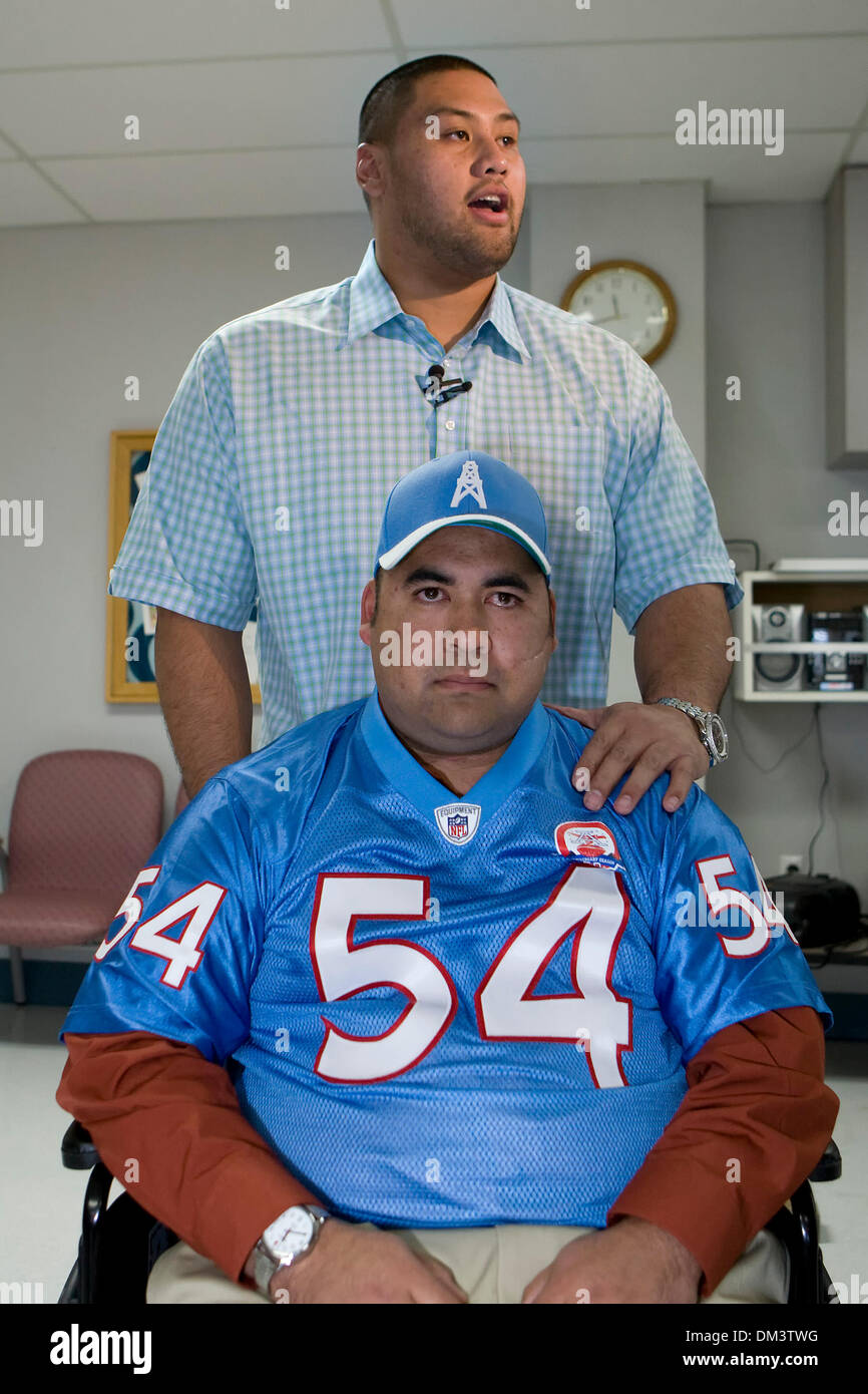 tennessee titans throwback jerseys