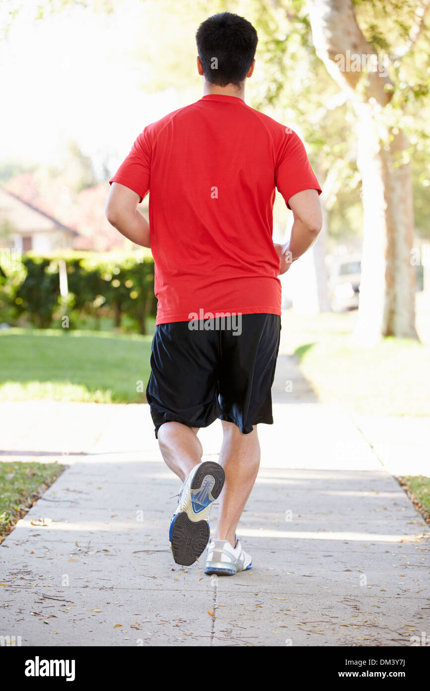Male street view hi-res stock photography and images - Alamy