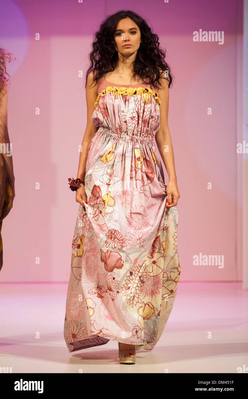 My First Ever Runway Show, I've Done (2) In The Last Month, Wait Until You  see The Latest Images. The Inclusive Fashion Show Tour CIC \u0026 Cherwell  Collective, CIC Sustainable Fashion Collective (, image size:865x1390