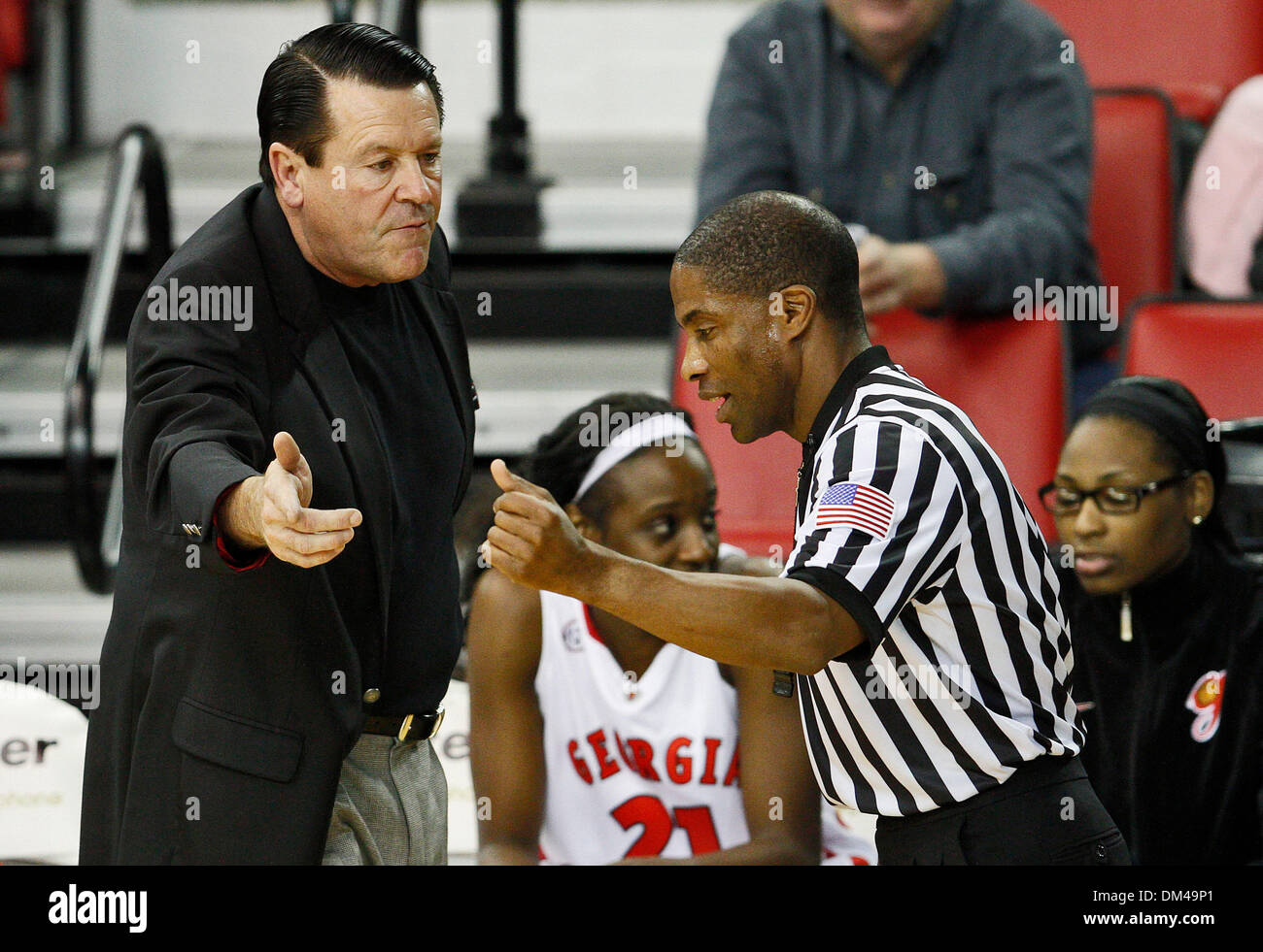 Georgia head coach andy landers hi-res stock photography and images - Alamy Georgia head coach andy landers hi-res stock photography and images - Alamy
