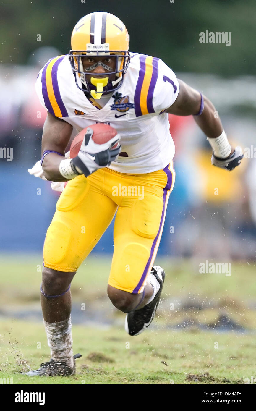 LSU Tigers wide receiver Brandon LaFell (1) works his way down field in