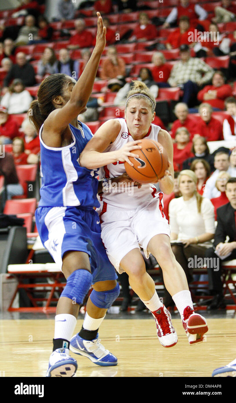 guard Ashley Houts (1) does a hop step at the game against