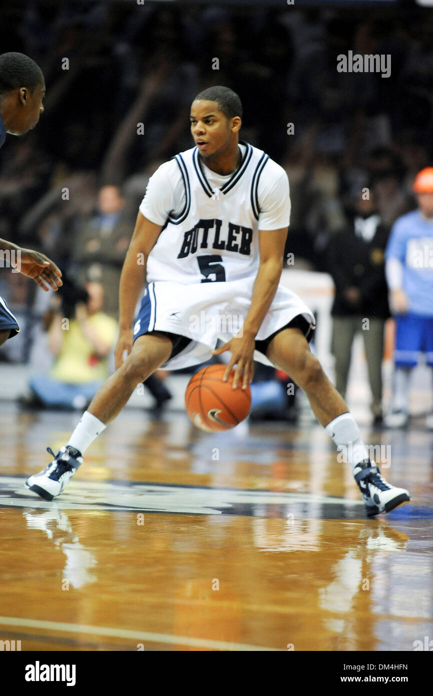 Bulldogs Gordon Hayward scores a last-second shot to win the over the  Musketeers. Butler wins 69-68 over Xavier.(20) Gordon Hayward. (Credit  Image: © Mike Taylor/Southcreek Global/ZUMApress.com Stock Photo - Alamy