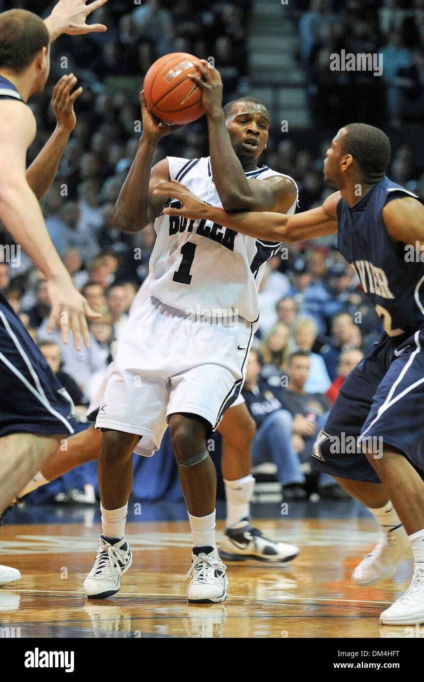 Bulldogs Gordon Hayward scores a last-second shot to win the over the  Musketeers. Butler wins 69-68 over Xavier.(20) Gordon Hayward. (Credit  Image: © Mike Taylor/Southcreek Global/ZUMApress.com Stock Photo - Alamy