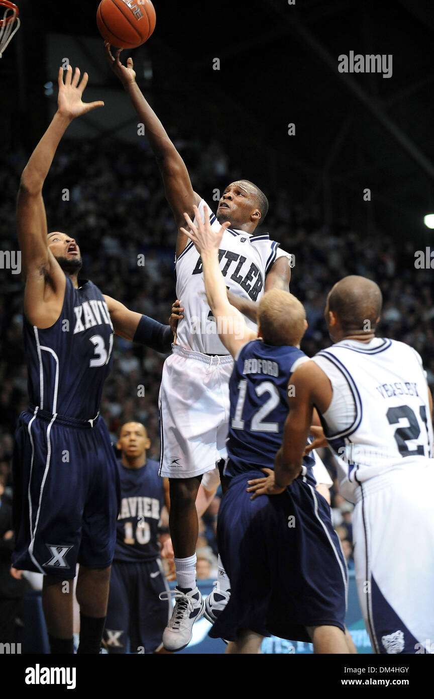 Bulldogs Gordon Hayward scores a last-second shot to win the over the  Musketeers. Butler wins 69-68 over Xavier.(20) Gordon Hayward. (Credit  Image: © Mike Taylor/Southcreek Global/ZUMApress.com Stock Photo - Alamy