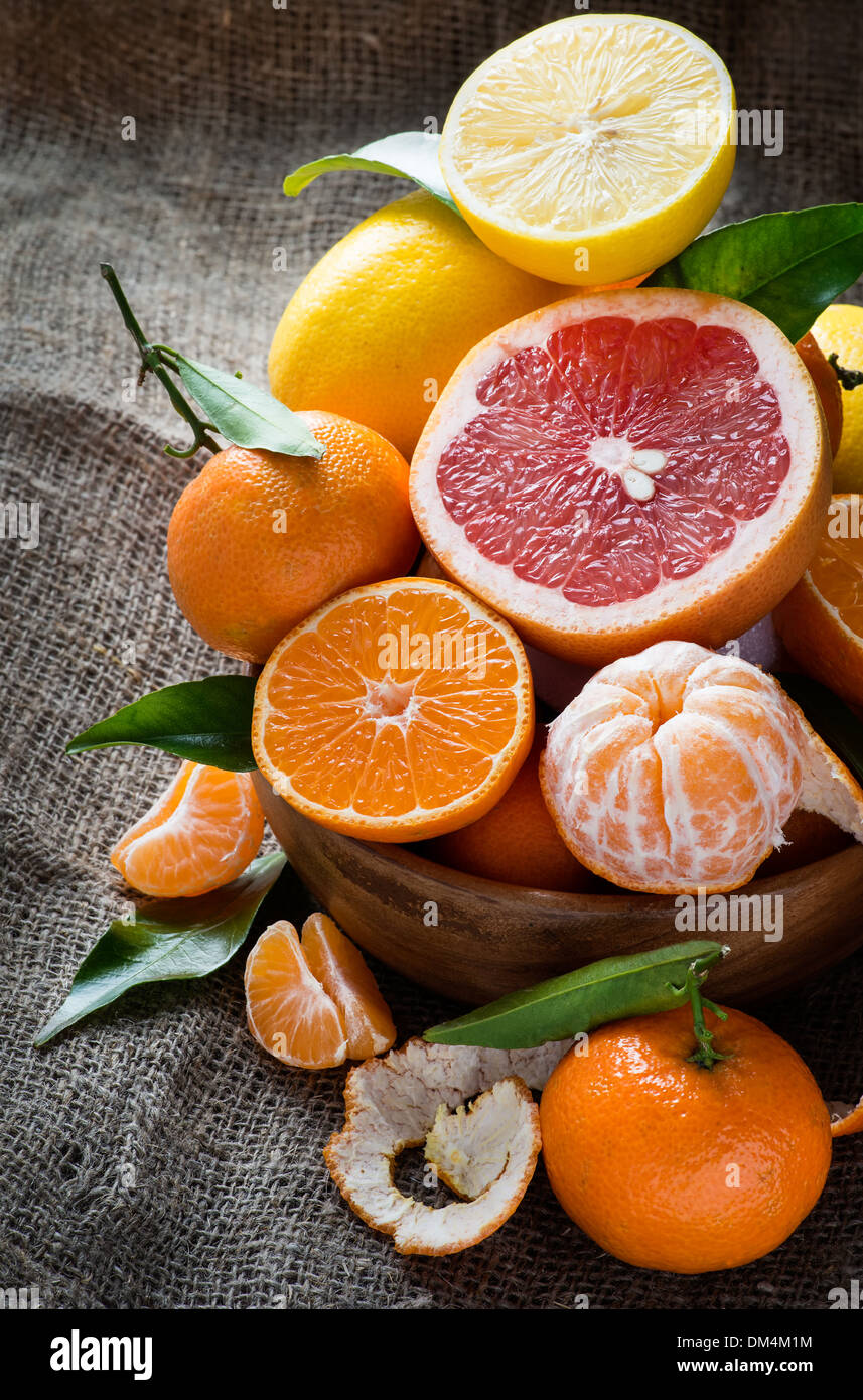 Bitrus Frust Citrus fruits fresh hi-res stock photography and images - Alamy