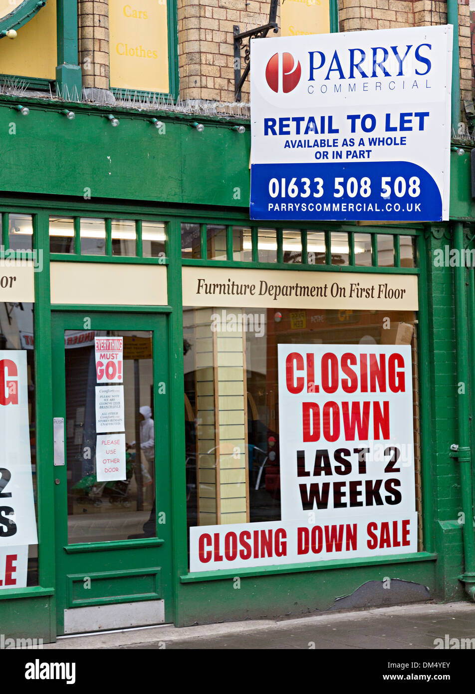 For sale signs uk street hires stock photography and images Alamy