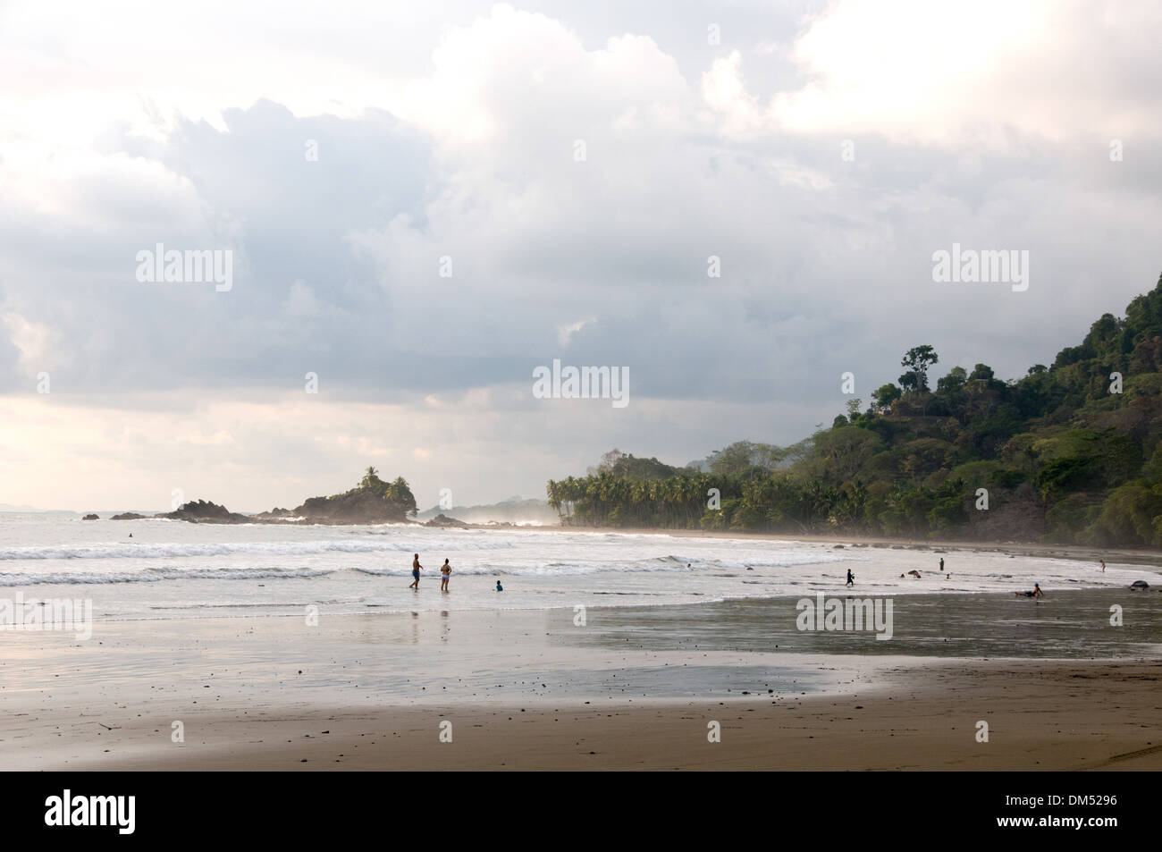 Dominical Puntarenas Costa Rica High Resolution Stock Photography and  Images - Alamy