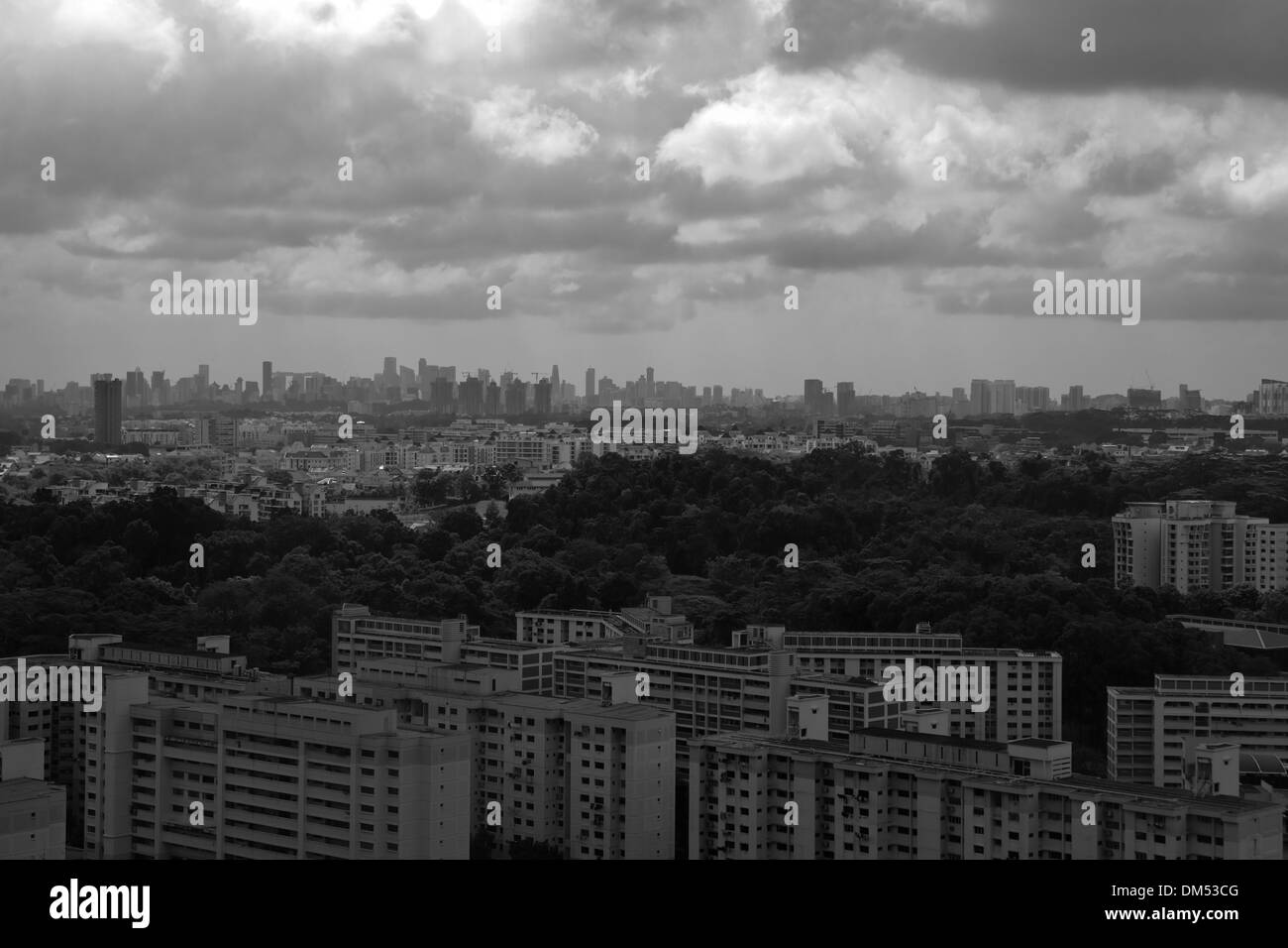 Singapore skyline dark clouds hi-res stock photography and images - Alamy
