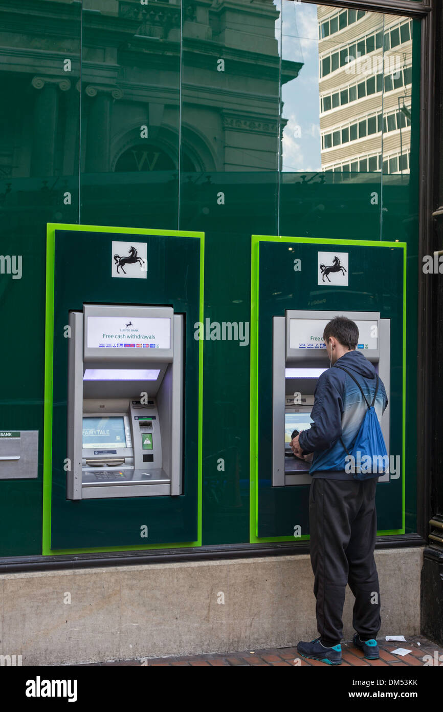 Lloyds Bank city center cash point machine, Birmingham, England, UK ...