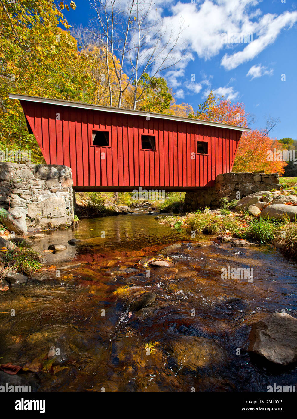 Typical new England covered bridge in the fall Stock Photo Alamy