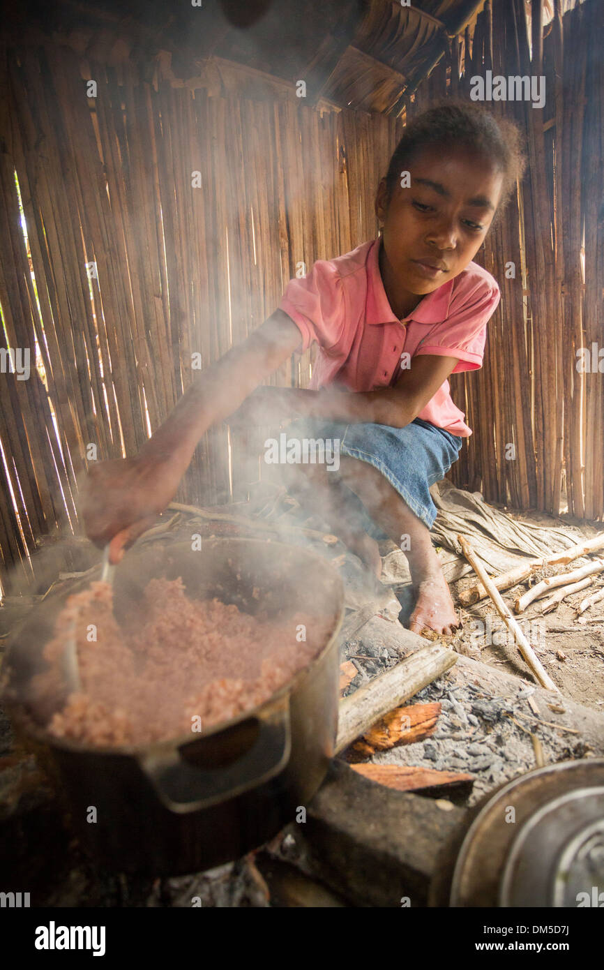 Child pot stove hi-res stock photography and images - Alamy