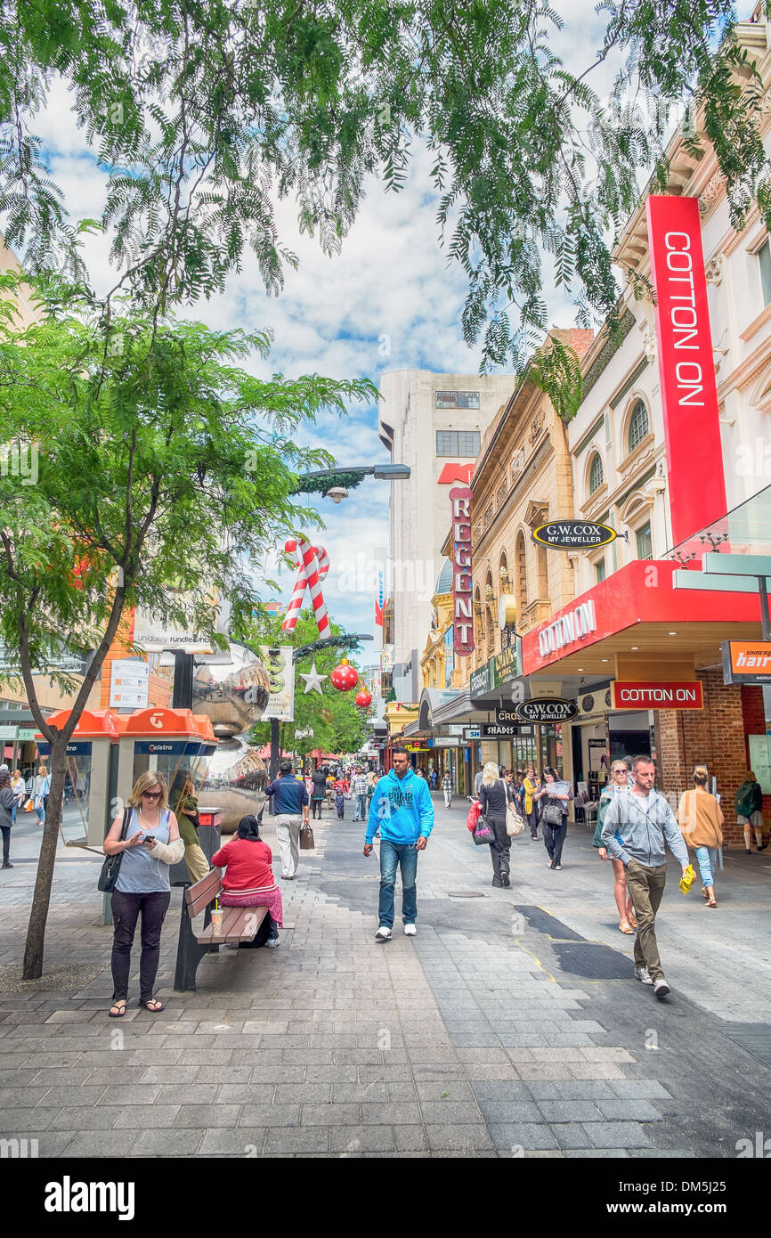 People shopping for Christmas Holidays in Rundle Mall Adelaide