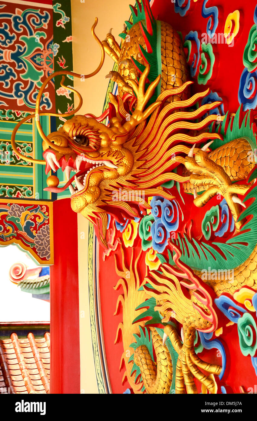 Chinese dragon feng shui hi-res stock photography and images - Alamy