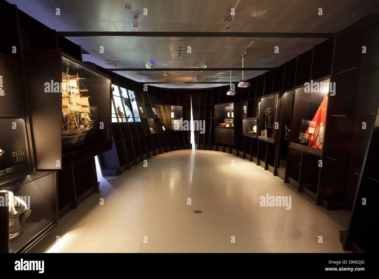 Danish Maritime Museum (M/S Museet for Sofart), Helsingor, Denmark. Architect: Bjarke Ingels Group (BIG), 2013. Interior of exhi Stock Photo