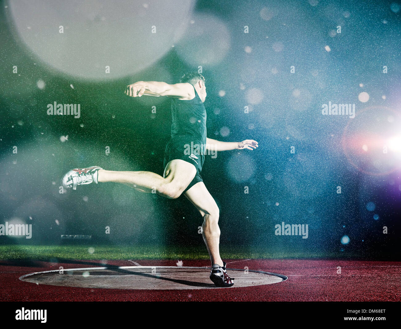 Athlete discus throw athletics discus hires stock photography and