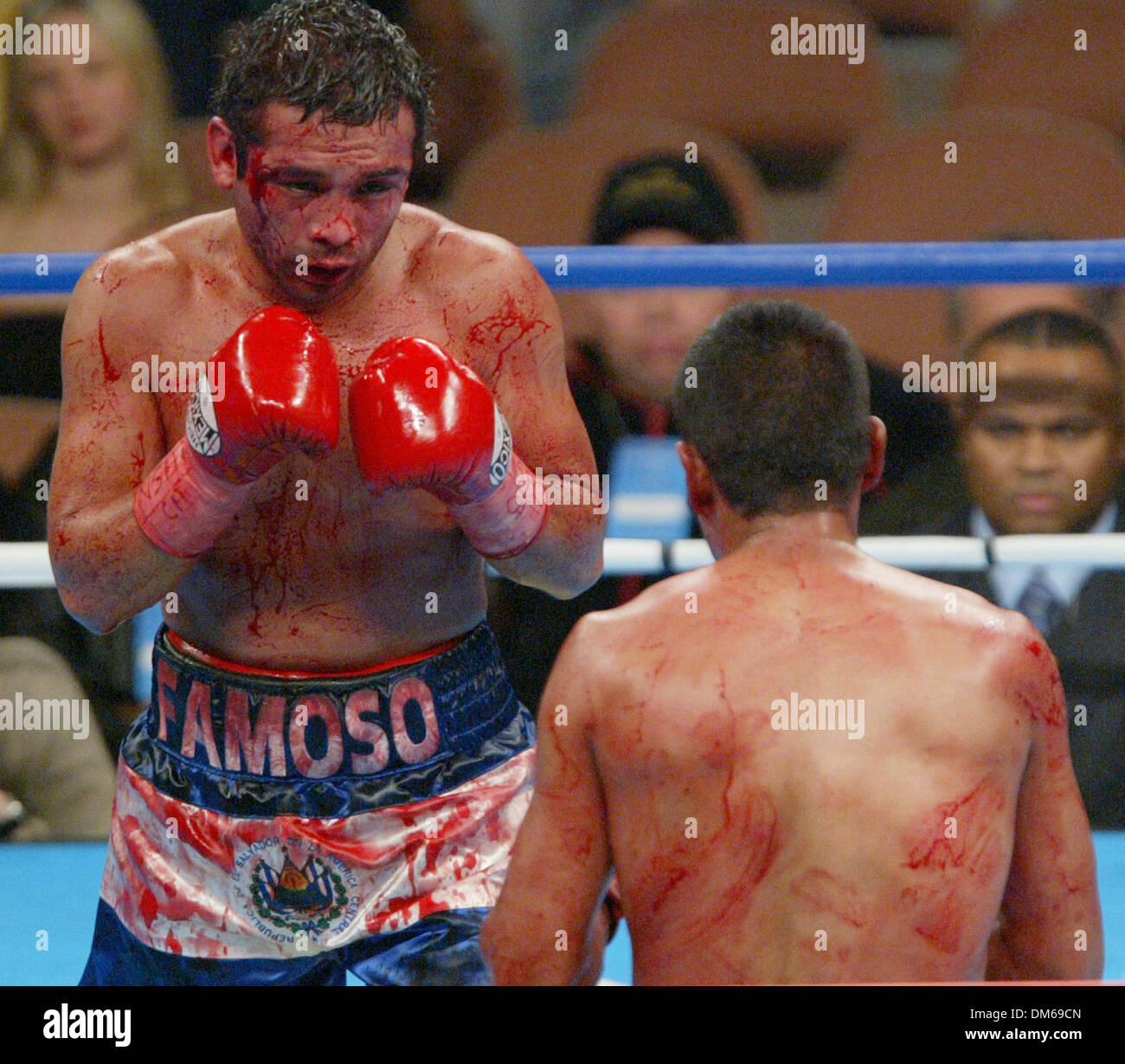 Dec 11, 2004; Las Vegas, NV, USA; Former IBF Junior Lightweight Champion CARLOS 'FAMOSO' HERNANDEZ (L) faces JUAN CARLOS RAMIREZ at the Mandalay Bay. Hernandez beat Ramirez after a 10 round decision. Stock Photo