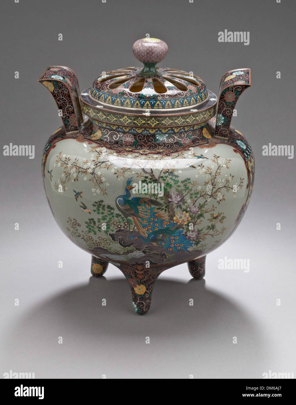 Ancient egyptian incense burner hires stock photography and images Alamy