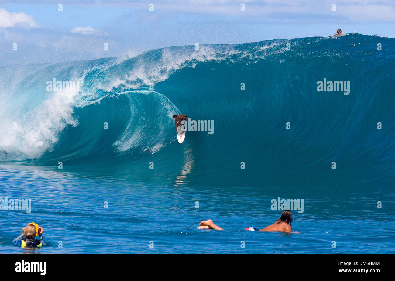 May 03, 2005; Teahupoo, Tahiti, Tahiti; Hawaiian IAN WALSH rides a 10ft wave at Teahupoo. Walsh enjoyed one of the most perfect days of surf at Teahupoo amongst a host the best surfers in the world including reigning ASP three times world champion Andy Irons (Haw) and defending Billabong Pro Tahiti winner CJ Hobgood (USA). The Billabong Pro, Teahupoo is the third WCT event on the 2 Stock Photo