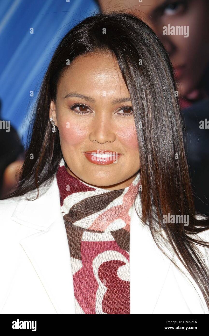 Nov. 11, 2002 - Los Angeles, CALIFORNIA - TIA CARRERE -..SPECIAL SCREENING OF MGM'S '' DIE