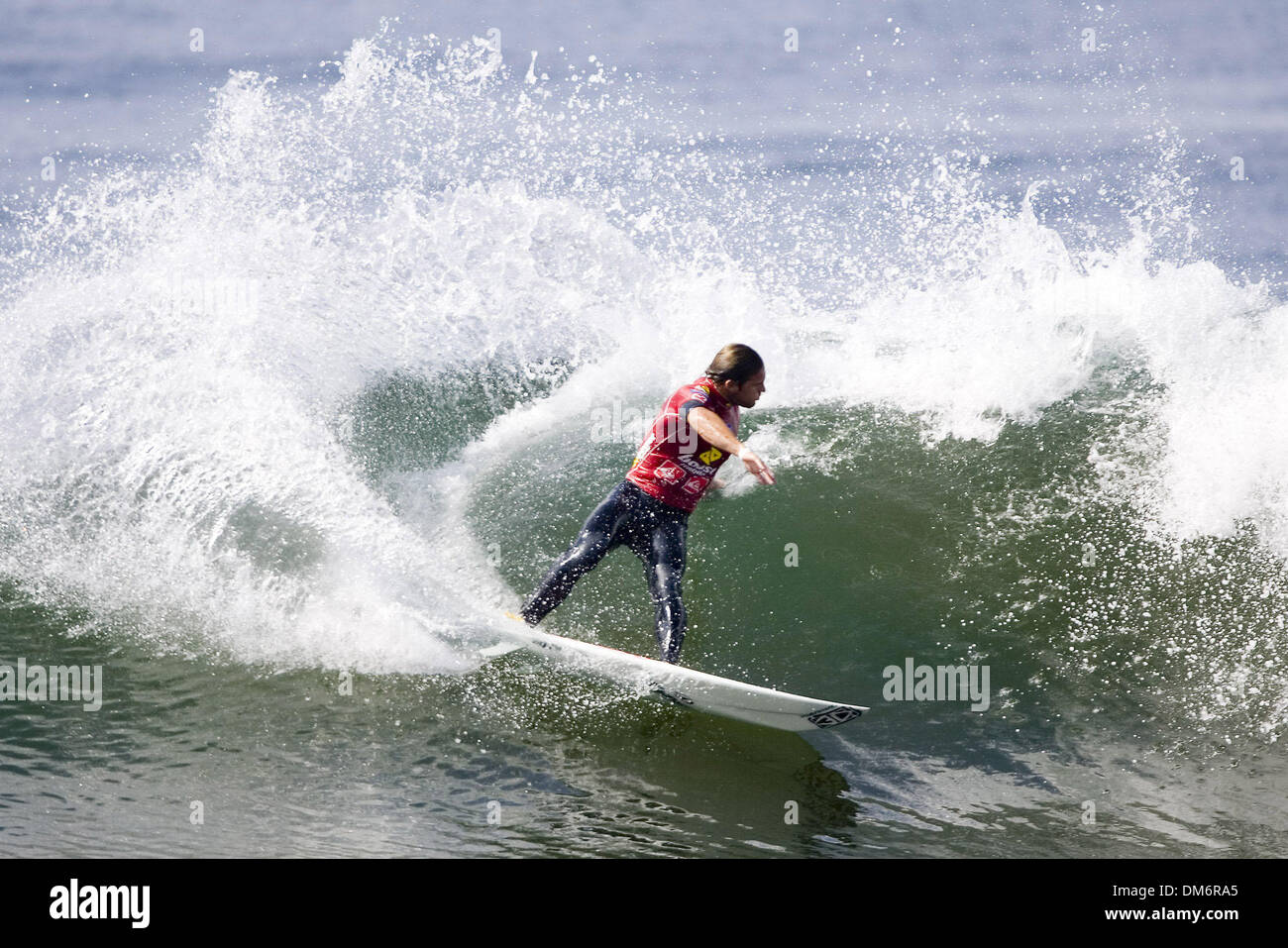 Sep 16, 2005; San Clemente, CA, USA; Australian PHILLIP MACDONALD finishes second in the Boost Mobile Pro at Trestles in San Clemente, CA. Six times ASP world champion American Kelly Slater won the Boost Mobile Pro. Mandatory Credit: Photo by Pierre Tostee/ZUMA Press. (©) Copyright 2005 by Pierre Tostee Stock Photo