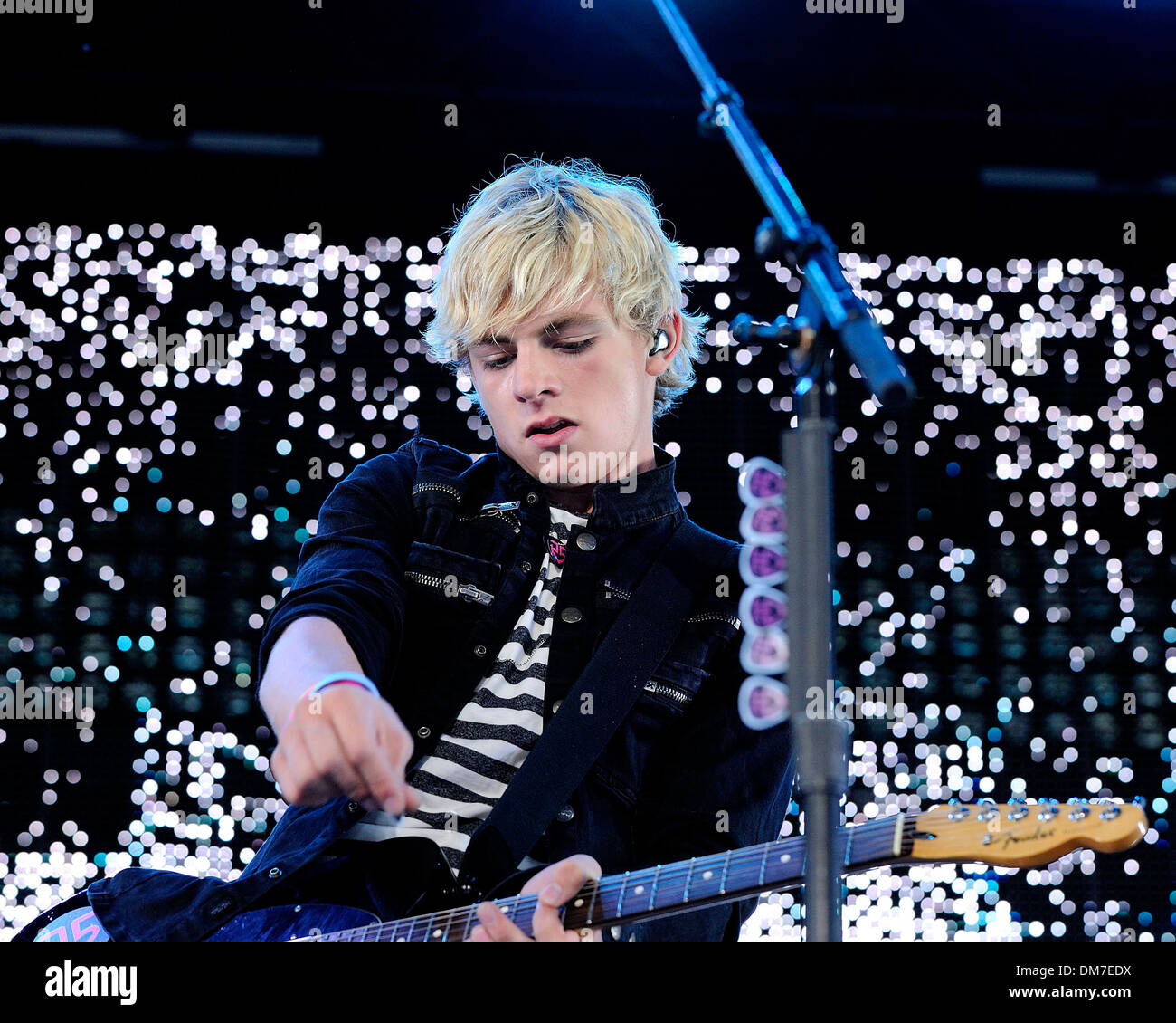 Ross Lynch of R5 performs at Molson Canadian Amphitheatre for Family