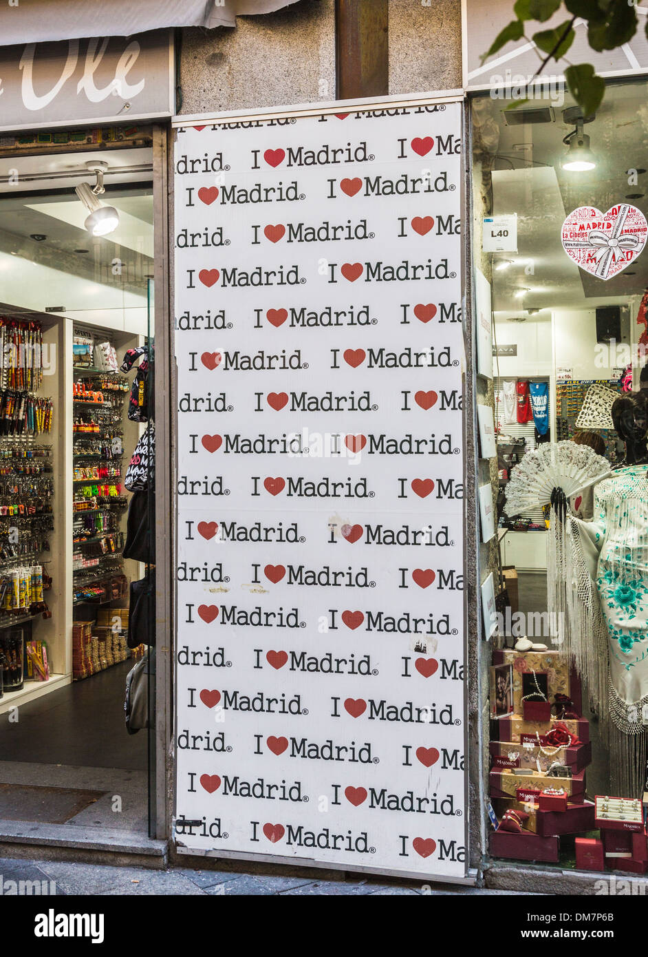 Madrid shopping souvenirs hires stock photography and images Alamy