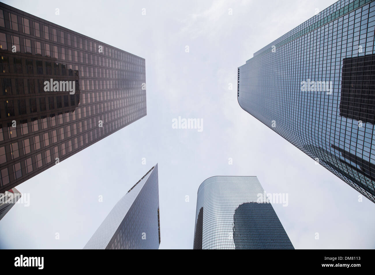 Looking downtown other skyscrapers hi-res stock photography and images ...