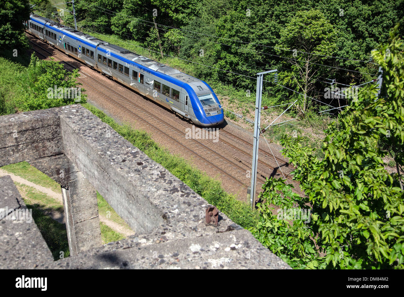 TER, INTER-REGIONAL TRAIN LINKING RENNES TO REDON, ILLE-ET-VILAINE (35), FRANCE Stock Photo