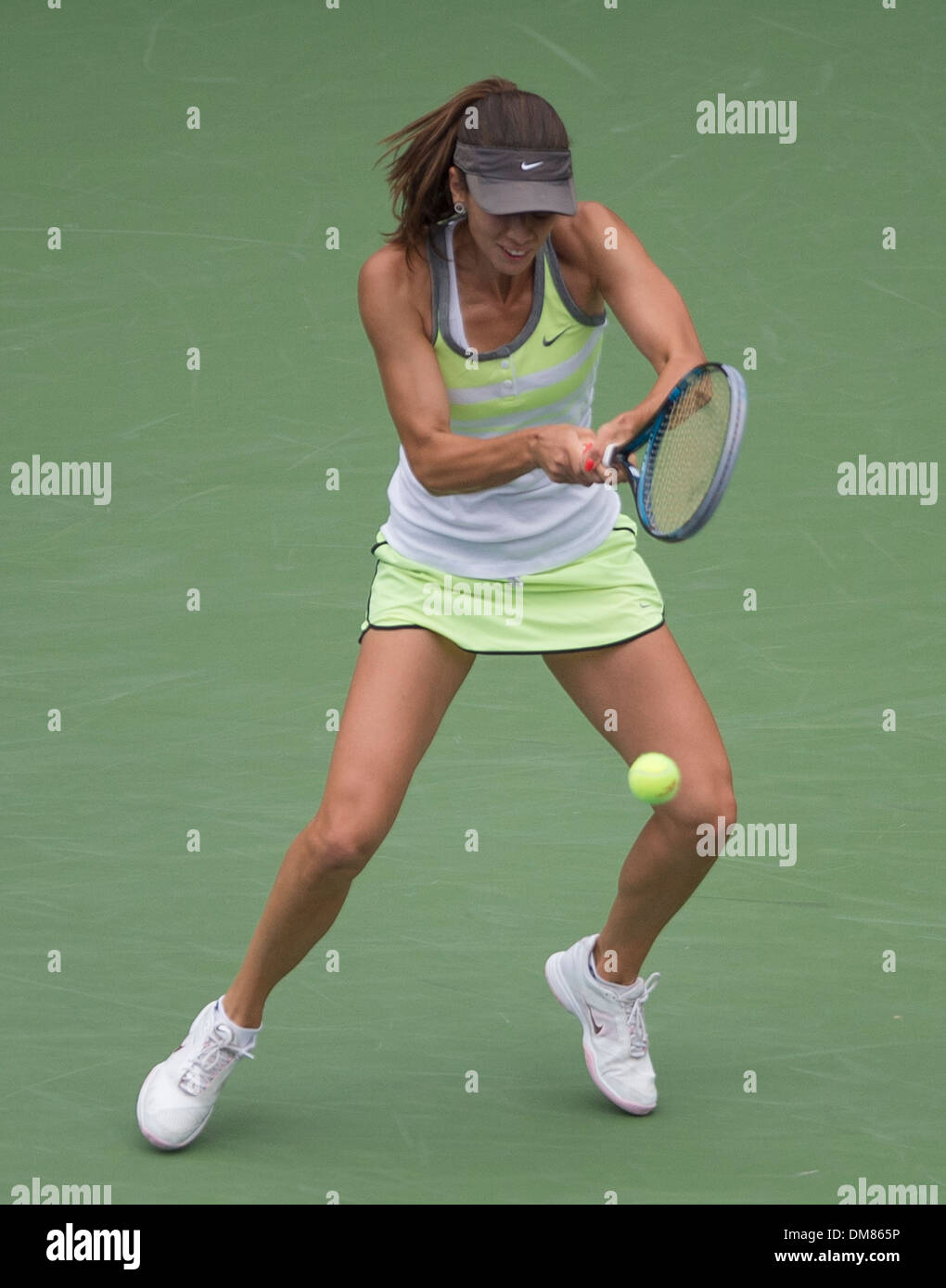 Svetlana Pironkova US Open 2012 Women's Match - Ana Ivanovic (SRB) v Svetlana  Pironkova (BUL) held at USTA Billie Jean King Stock Photo - Alamy