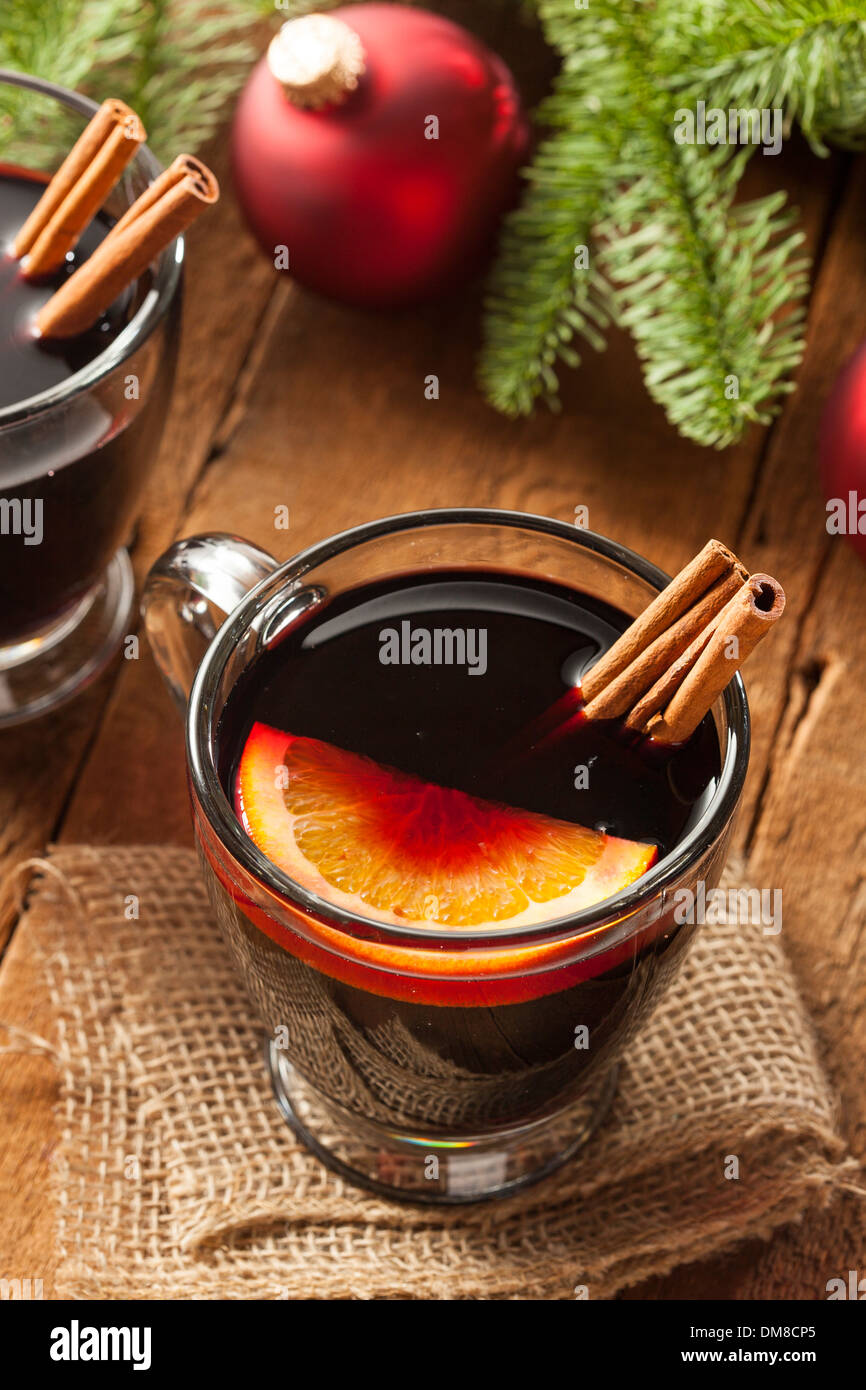 Mulled wine in mug with mug warmer Stock Photo - Alamy