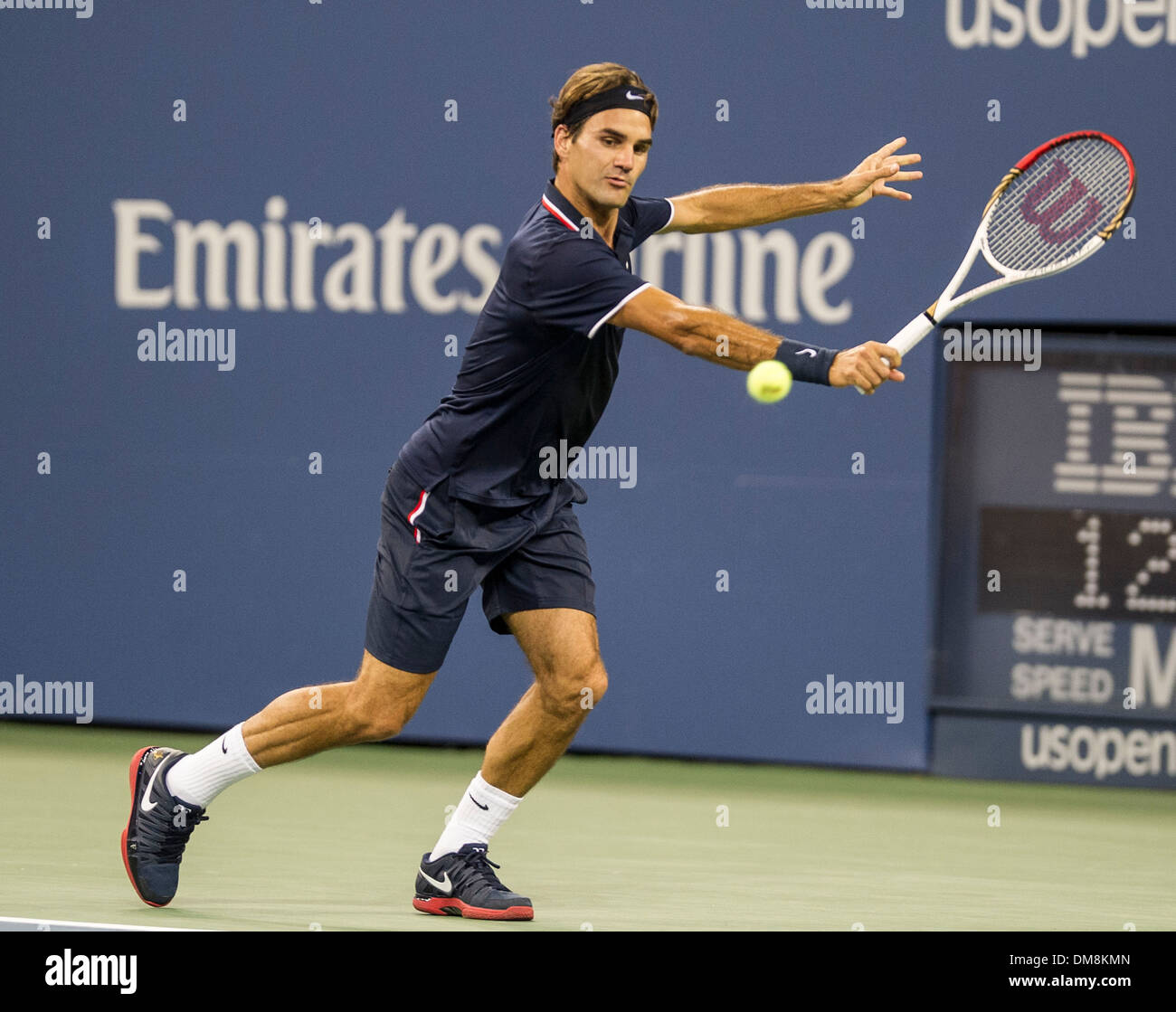 Roger Federer US Open 2012 Men's Match - Roger Federer vs Bjorn Phau - USTA  Billie Jean King National Tennis Center New York Stock Photo - Alamy