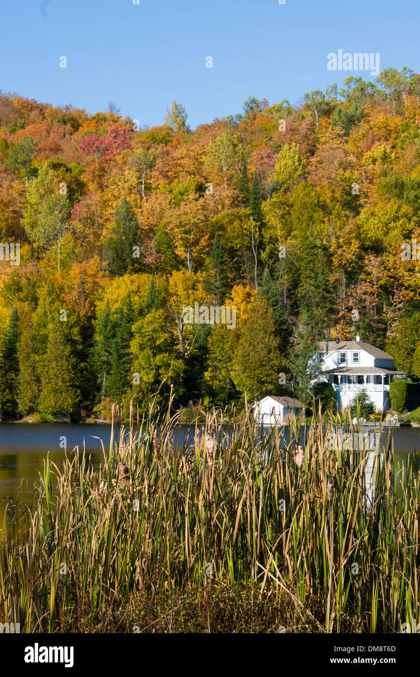 Lacdesseizeiles Laurentians Quebec Canada Stock Photo Alamy