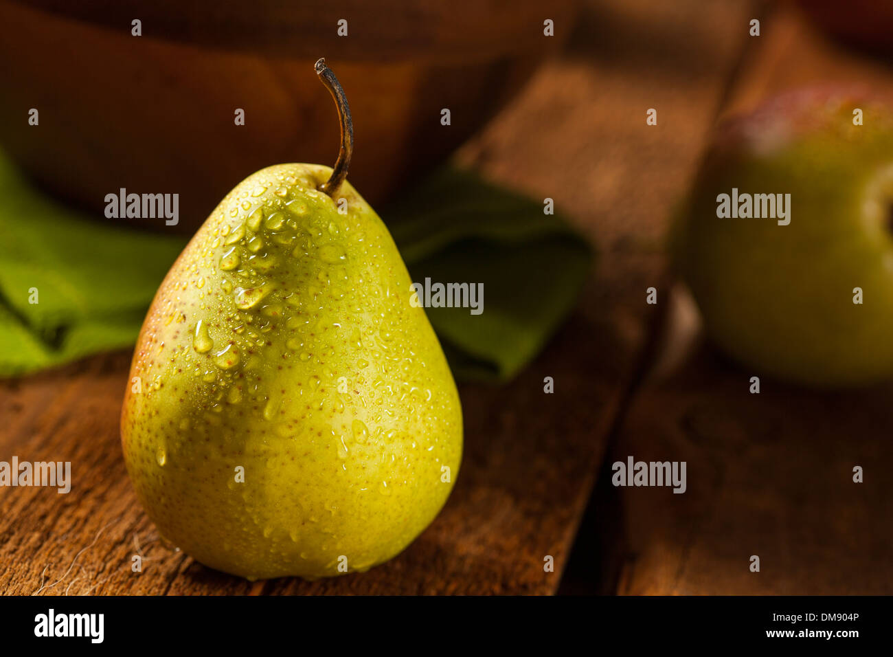 Green Organic Healthy Pears Ripe and Ready to Eat Stock Photo - Alamy