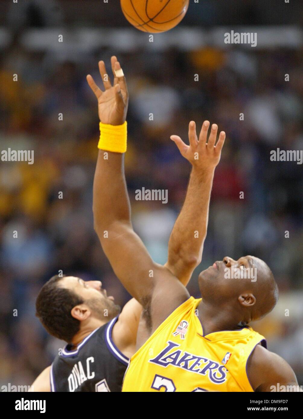 Shaquille o'neal lakers hi-res stock photography and images - Alamy