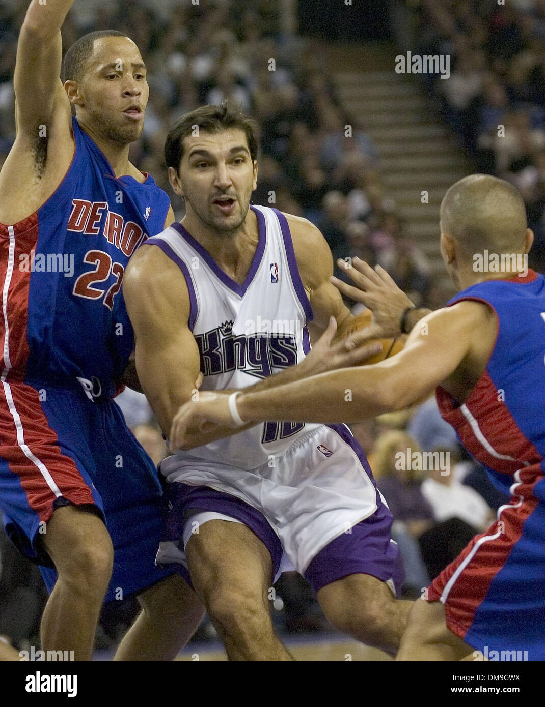 436 Detroit Pistons Carlos Arroyo Photos & High Res Pictures - Getty Images