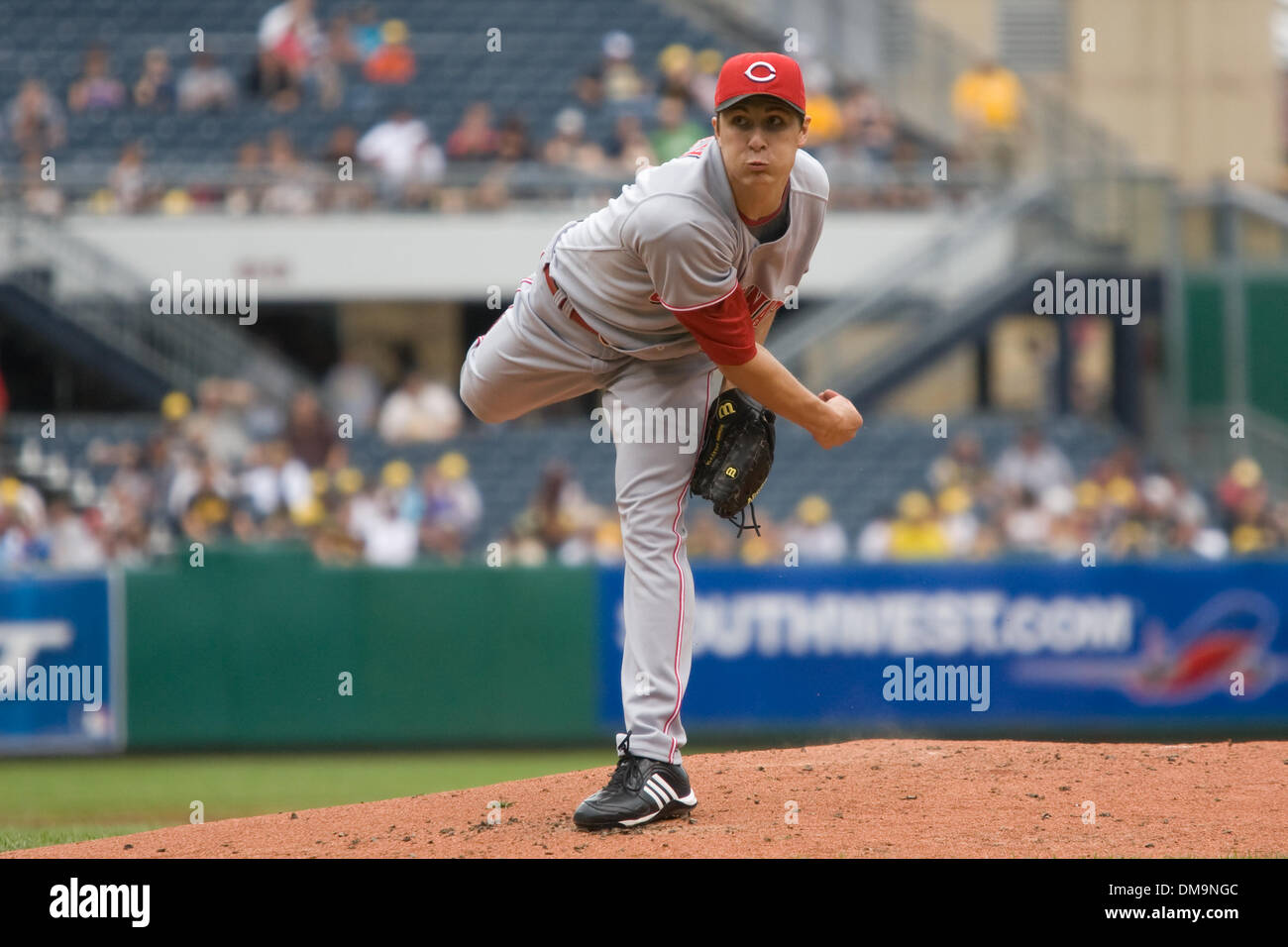 Pittsburgh pirates stadium hi-res stock photography and images - Alamy