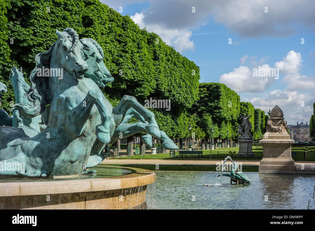FOUNTAIN WITH FOUR REARING HORSES, THE FOUR CORNERS OF THE WORLD