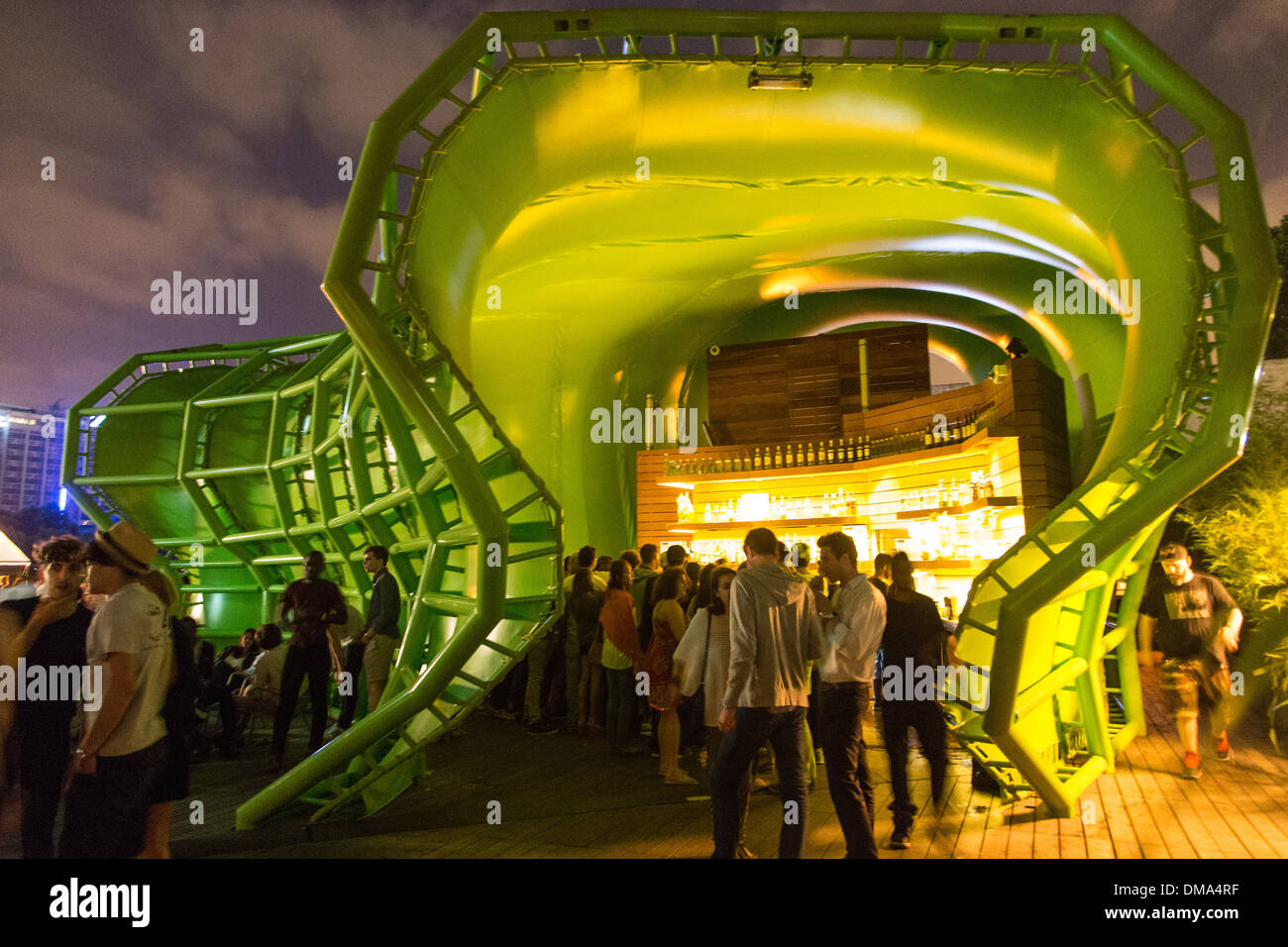 THE WANDERLUST, BAR AND NIGHT CLUB AT THE CITY OF FASHION AND DESIGN