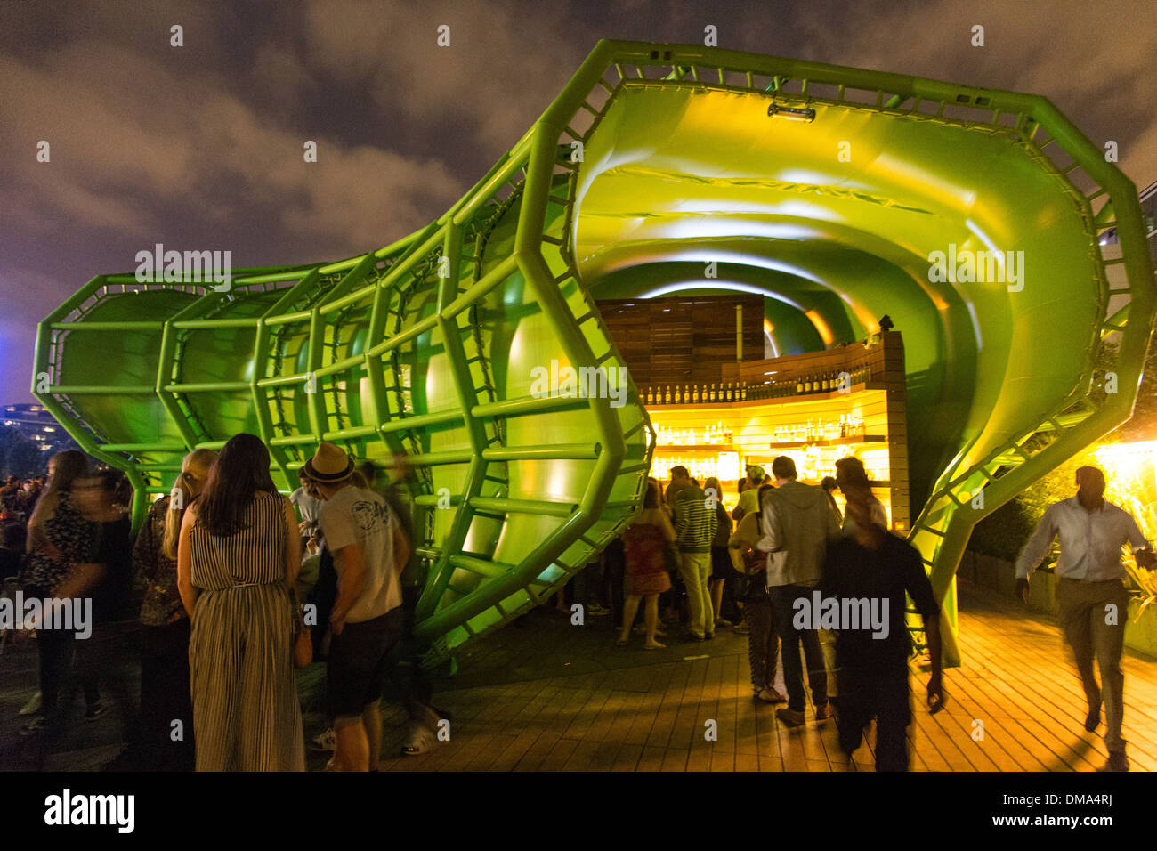 THE WANDERLUST, BAR AND NIGHT CLUB AT THE CITY OF FASHION AND DESIGN