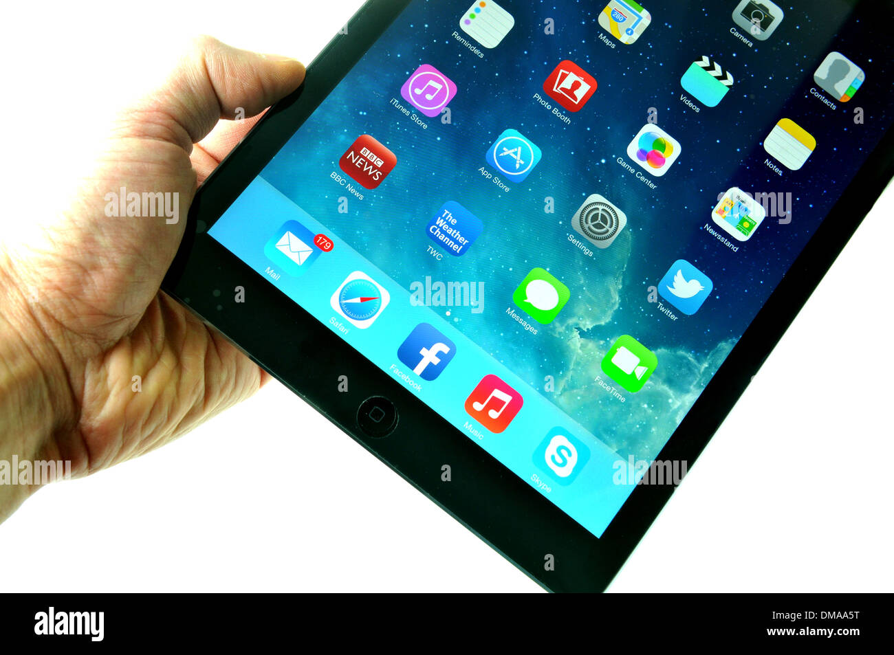 London, UK – November 1, 2013: Apple Inc. releases the new iPad Air ...