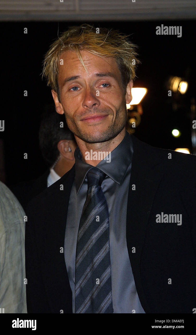 Mar. 4, 2002 - Los Angeles, CALIFORNIA, USA - GUY PEARCE..THE TIME MACHINE.PREMIERE, MANN VILLAGE THEATER, WESTWOOD, CA.MARCH 4, 2002. NINA PROMMER/   2002 .K24261NP.(Credit Image: © Globe Photos/ZUMAPRESS.com) Stock Photo