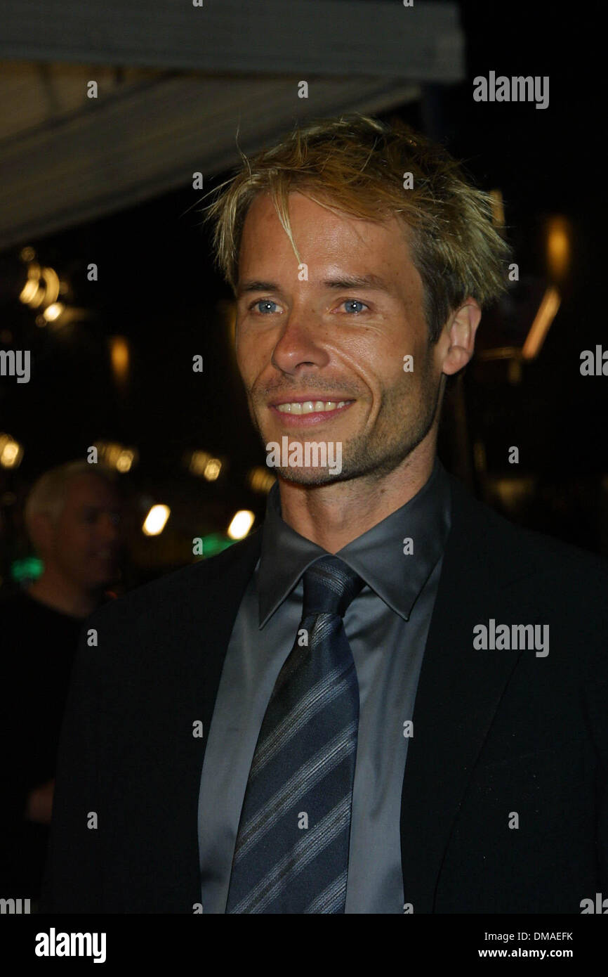Mar. 4, 2002 - Los Angeles, CALIFORNIA, USA - GUY PEARCE..THE TIME MACHINE.PREMIERE, MANN VILLAGE THEATER, WESTWOOD, CA.MARCH 4, 2002. NINA PROMMER/   2002 .K24261NP.(Credit Image: © Globe Photos/ZUMAPRESS.com) Stock Photo