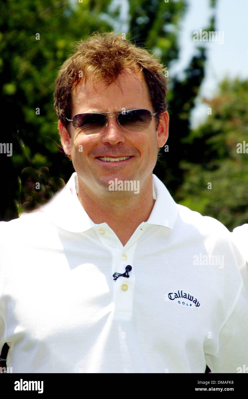 July 1, 2002 Ojai, CALIFORNIA, USA GREG KINNEAR..CELEBRITY HOLEIN