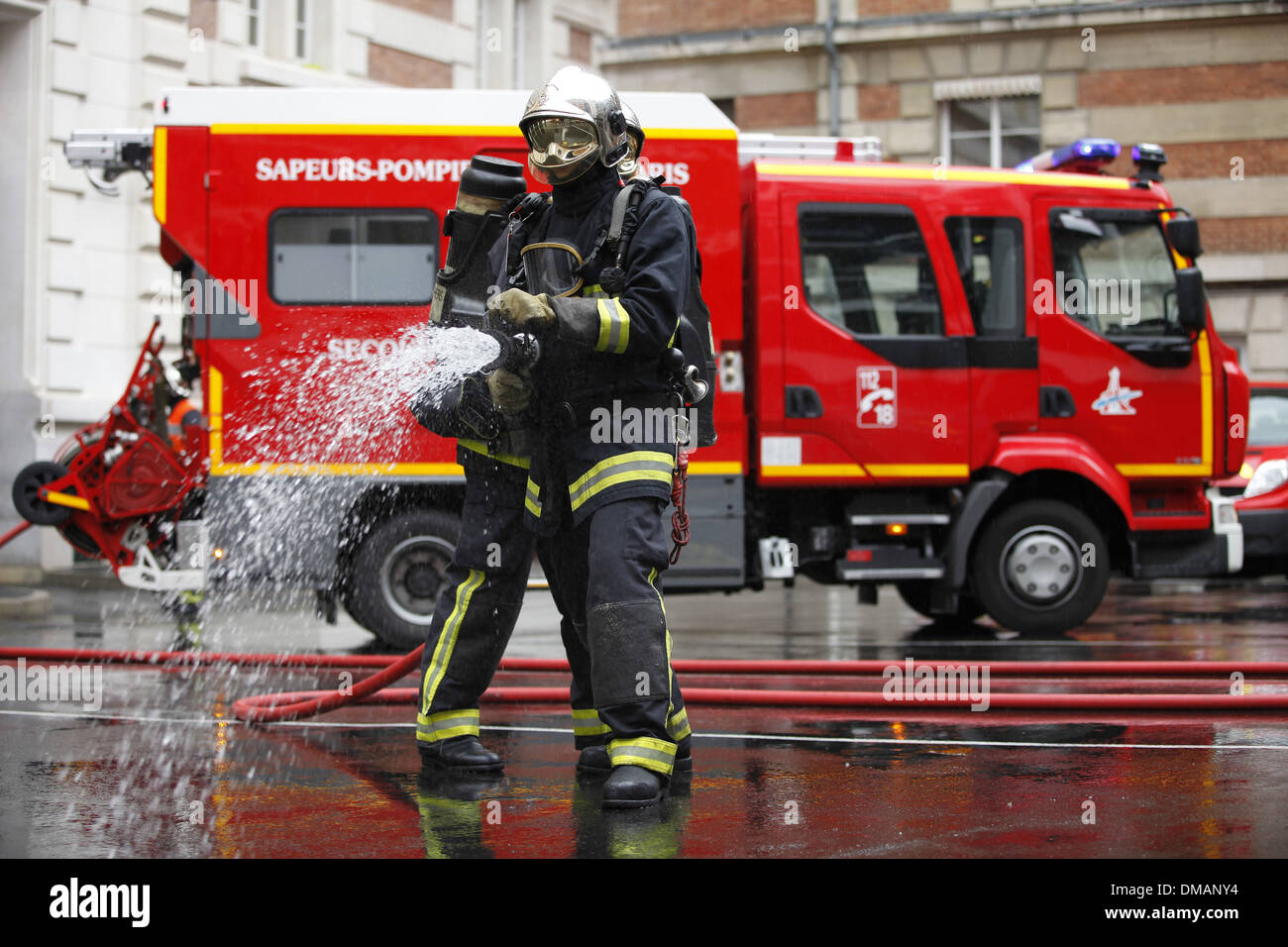 Paris, 2012 Daily life of Paris Fire Brigade (brigade des Stock Photo